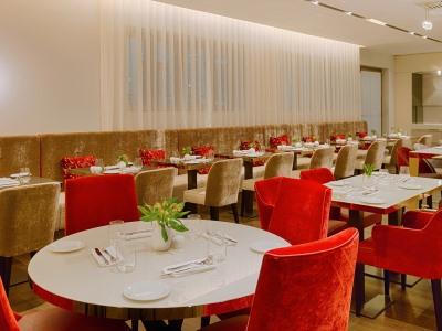 Nh Collection President Hotel